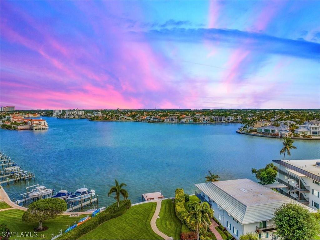 3420 Gulf Shore Boulevard N #32 Naples FL 34103 224013571 image1