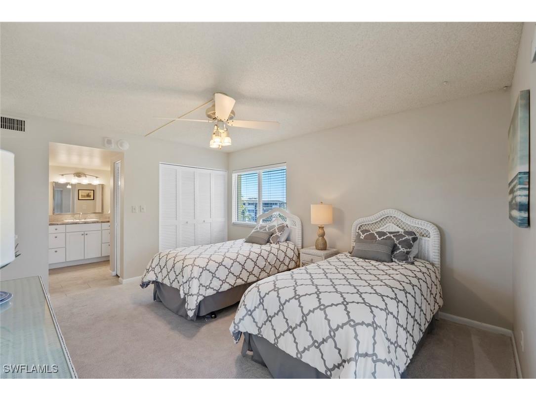 3420 Gulf Shore Boulevard N #44 Naples FL 34103 225080195 image28