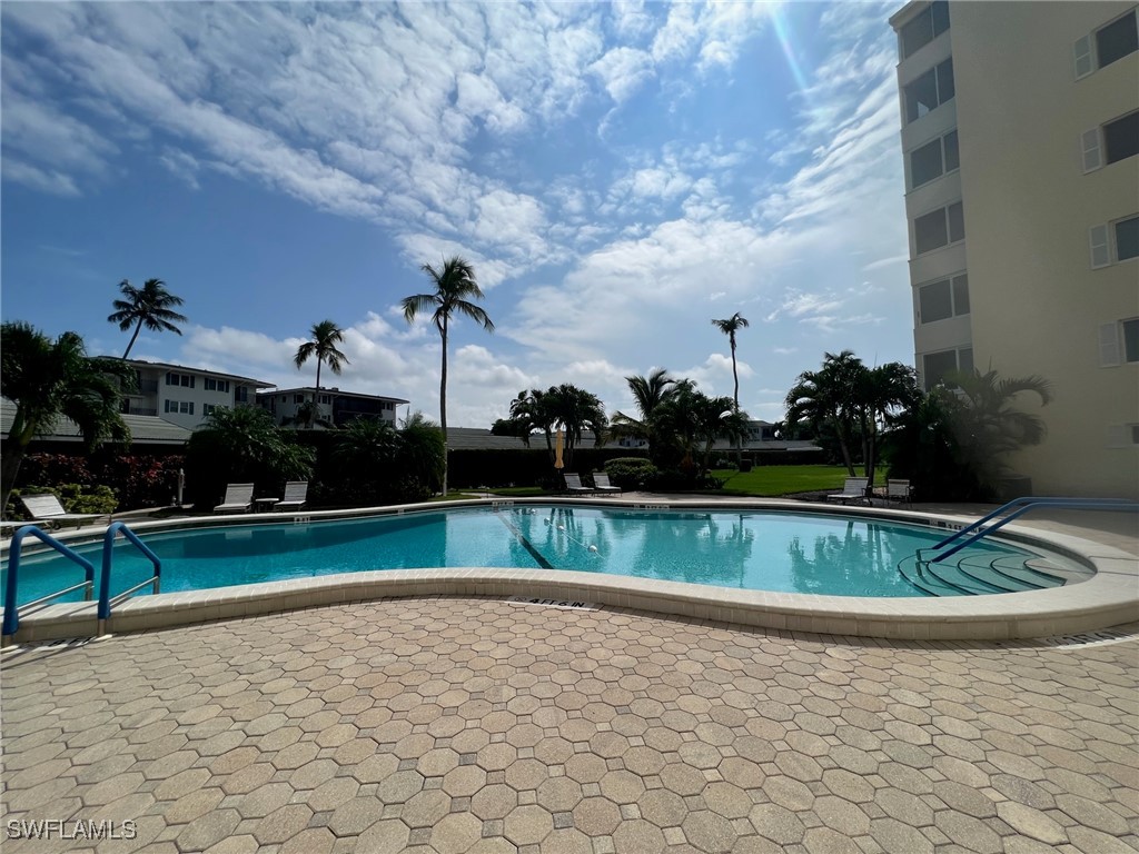 3420 Gulf Shore Boulevard N #51 Naples FL 34103 225042026 image2