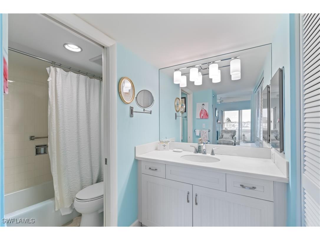 3420 Gulf Shore Boulevard N #63 Naples FL 34103 225076798 image20