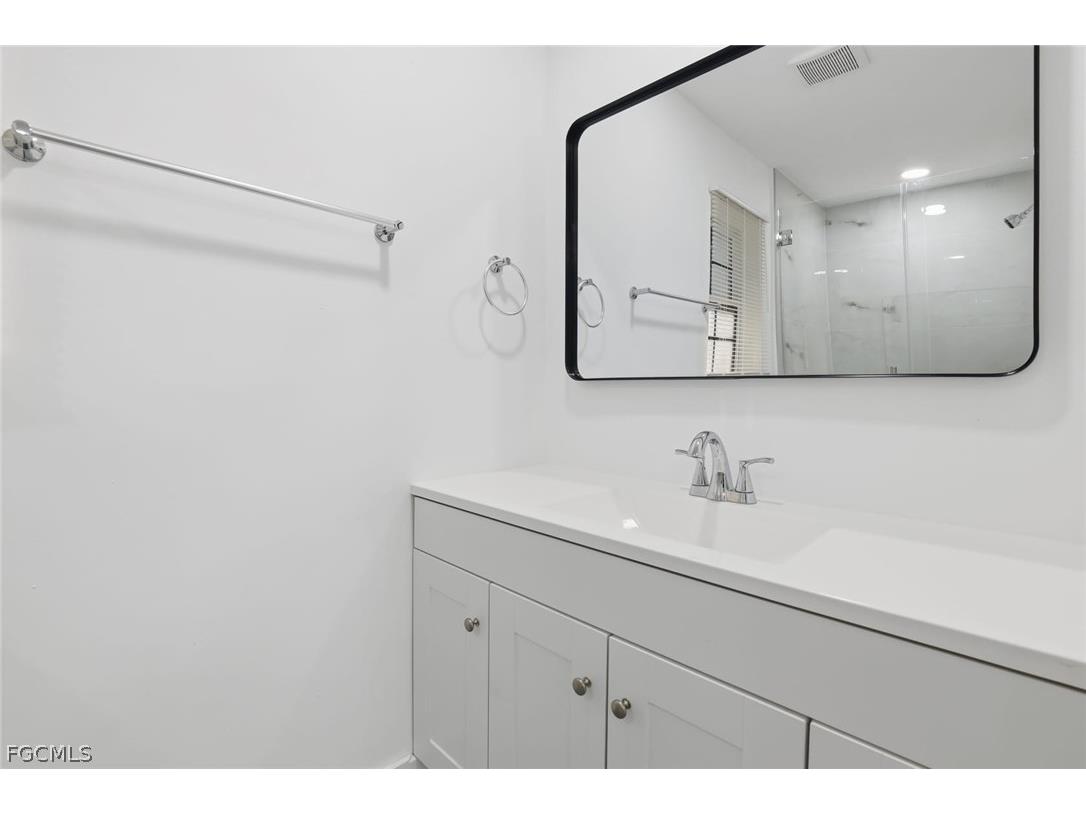 3420 SE 4th Place Cape Coral FL 33904 2026012638 image16