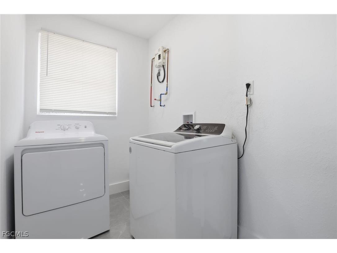 3420 SE 4th Place Cape Coral FL 33904 2026012638 image23