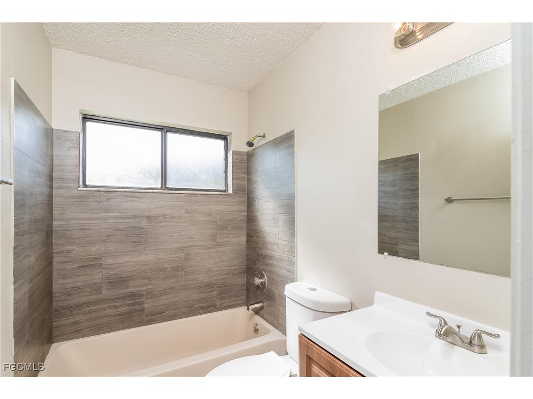 3421 32nd Street SW Lehigh Acres FL 33976 2025020067 image12