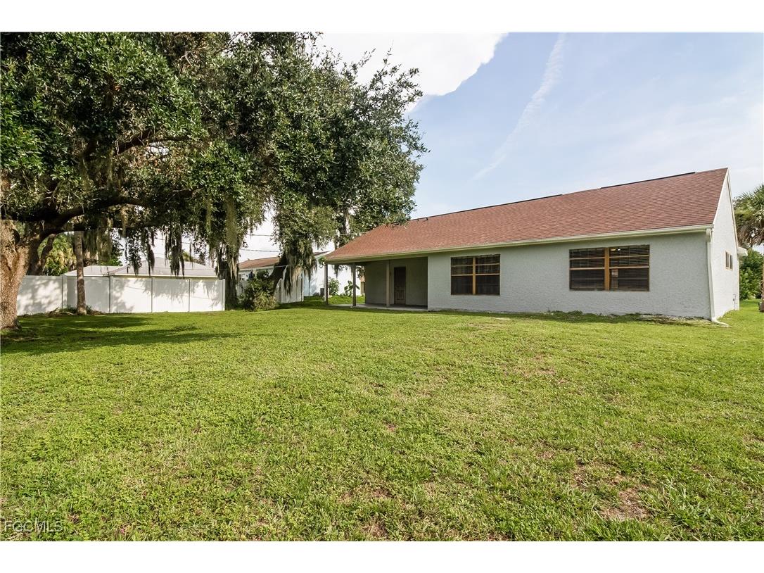 3421 32nd Street SW Lehigh Acres FL 33976 2025020067 image14