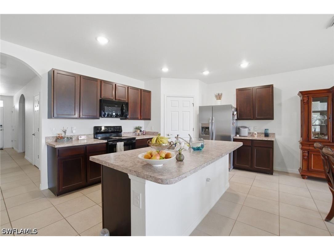 3422 Cancun Court Cape Coral FL 33909 226013035 image3