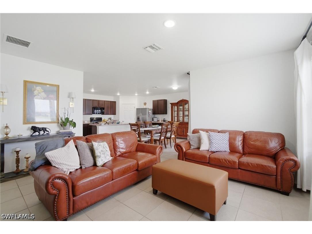 3422 Cancun Court Cape Coral FL 33909 226013035 image8