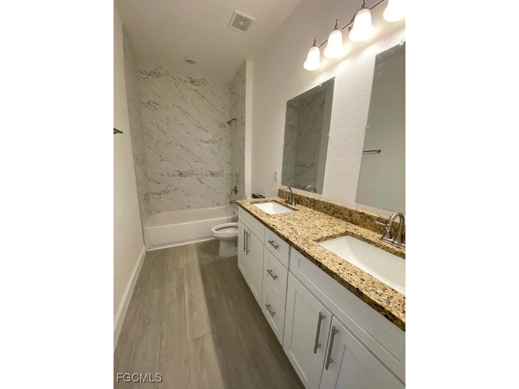 3423 SW 6th Place Cape Coral FL 33914 2025024983 image8