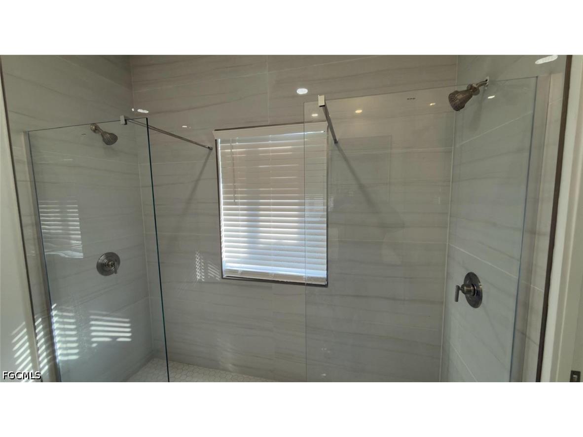 3424 NE 21st Place Cape Coral FL 33909 2026022488 image16