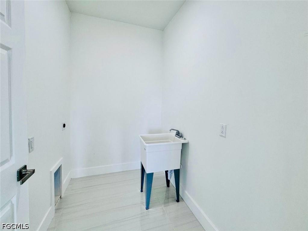 3424 NE 21st Place Cape Coral FL 33909 2026022488 image27