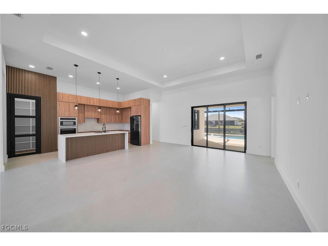 3424 SW 15th Avenue Cape Coral FL 33914 2026010481 image4