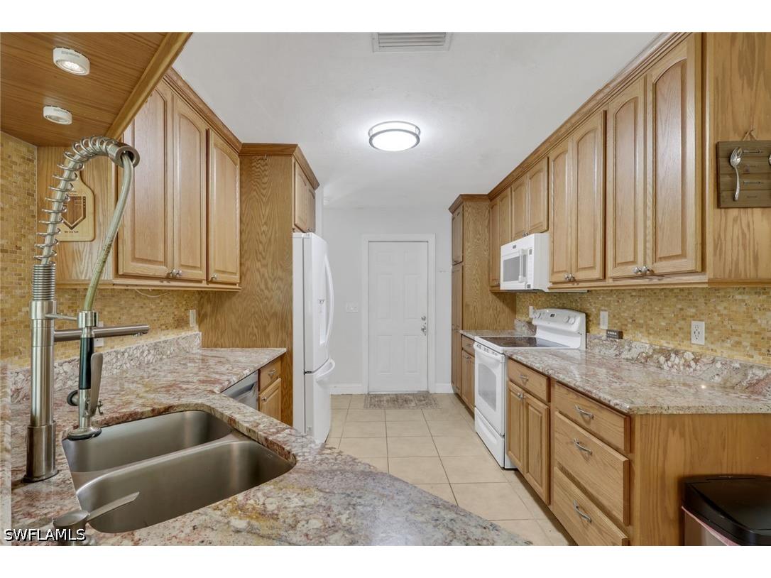 3425 29th Avenue SW Naples FL 34117 226021397 image11