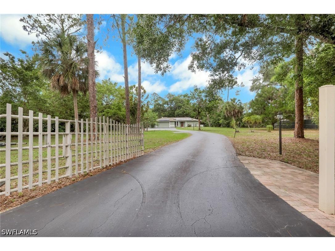 3425 29th Avenue SW Naples FL 34117 226021397 image3