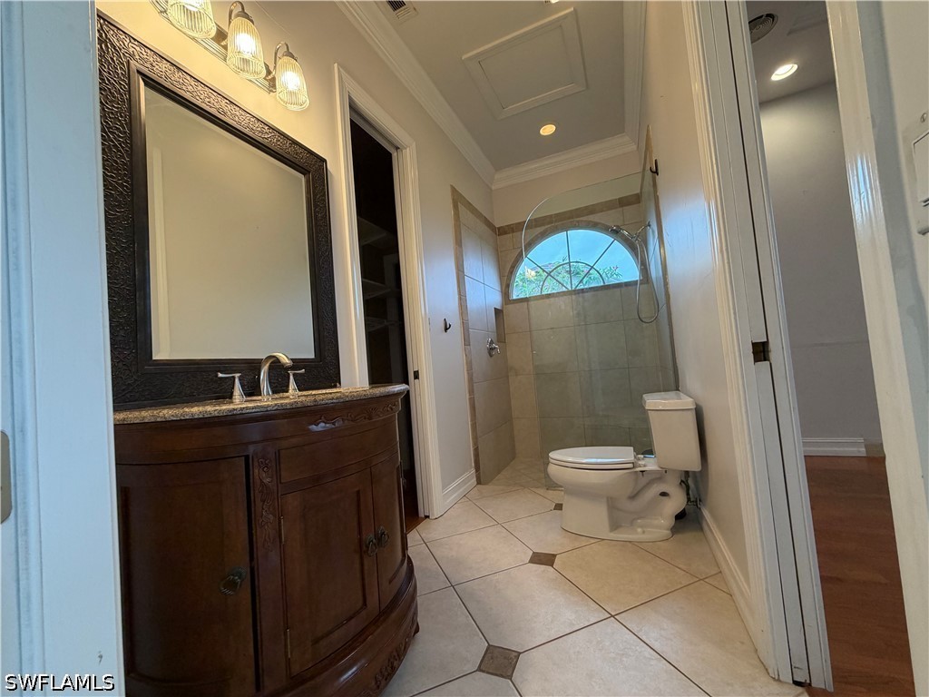 3425 Anton Court Naples FL 34109 226021835 image39