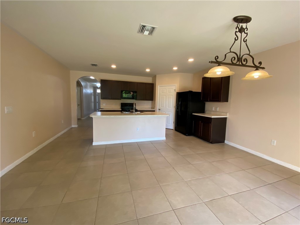 3425 Cancun Court Cape Coral FL 33909 2026029479 image4