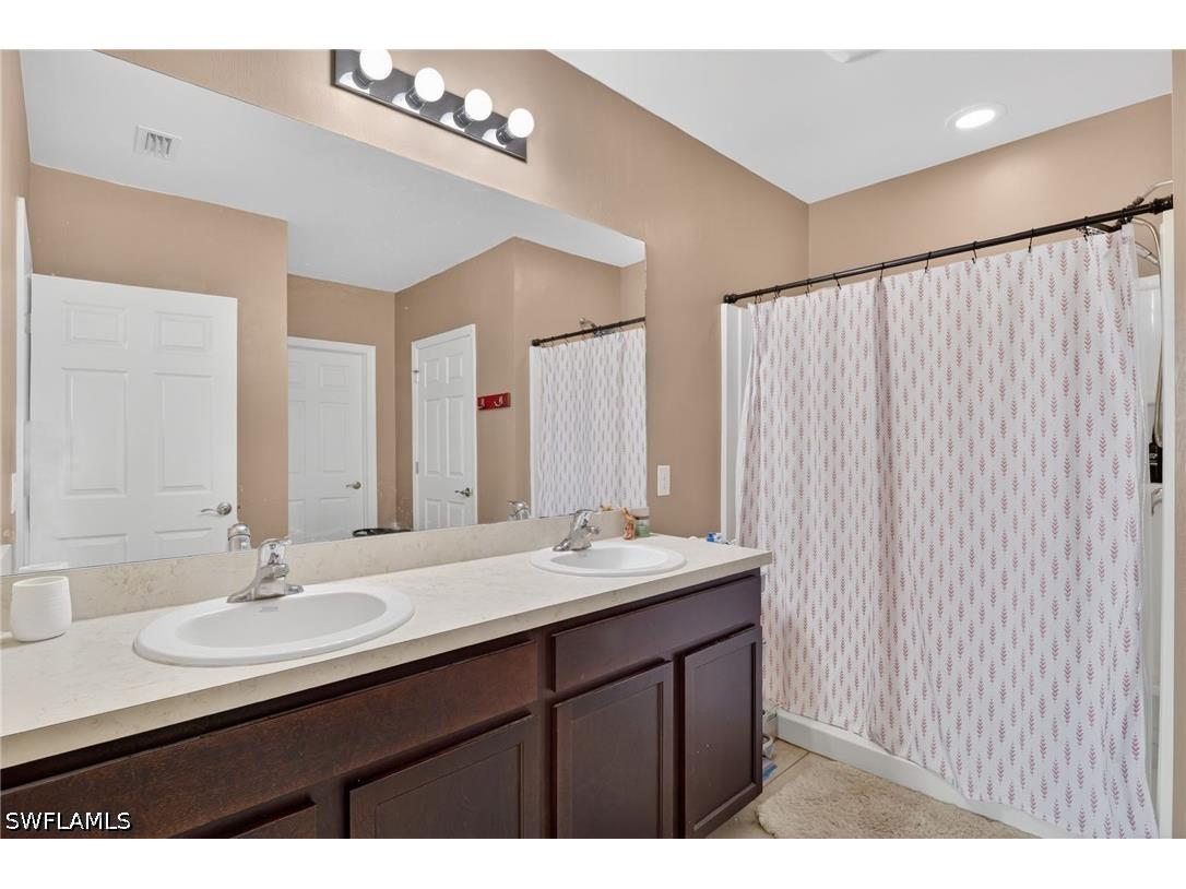 3425 Cancun Court Cape Coral FL 33909 226015511 image23