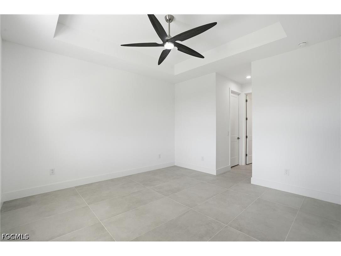 3425 NE 14th Place Cape Coral FL 33909 2026017238 image13