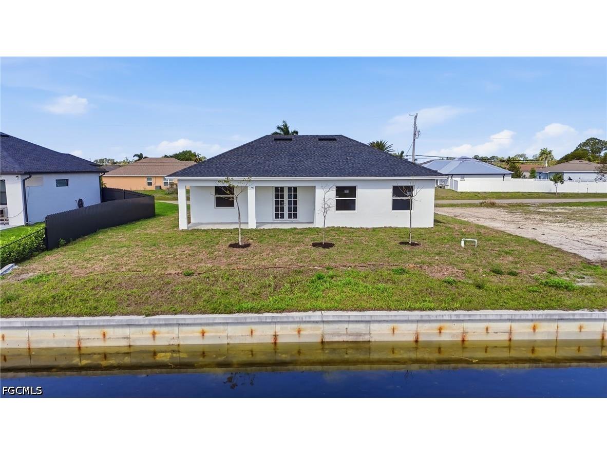 3425 NE 14th Place Cape Coral FL 33909 2026017238 image28