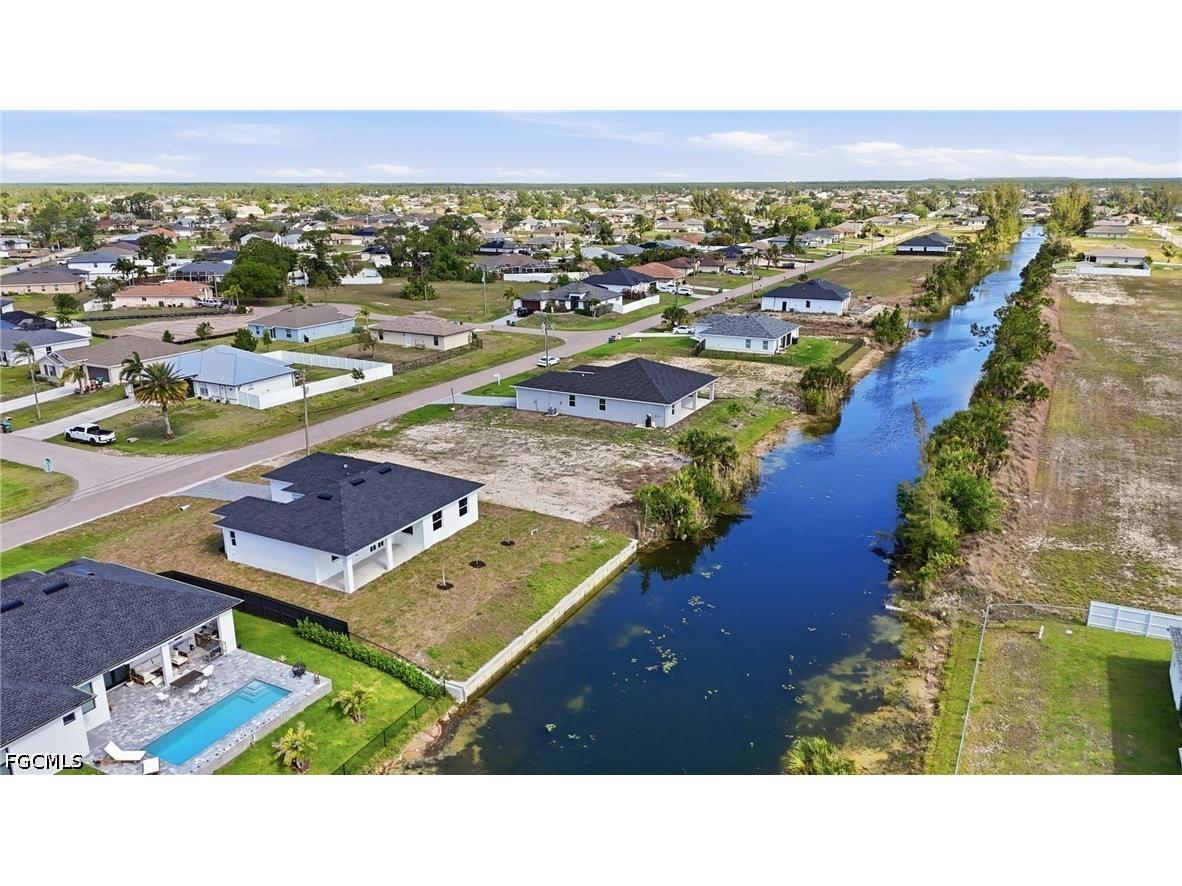 3425 NE 14th Place Cape Coral FL 33909 2026017238 image31