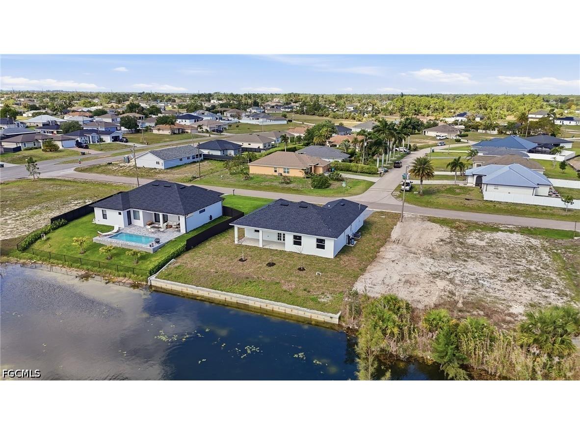 3425 NE 14th Place Cape Coral FL 33909 2026017238 image32