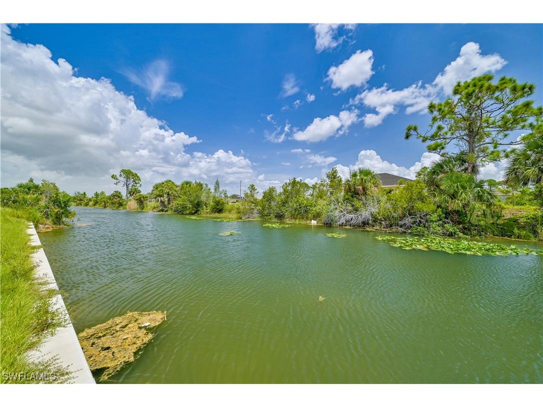 3425 NE 14th Place Cape Coral FL 33909 223059286 image3