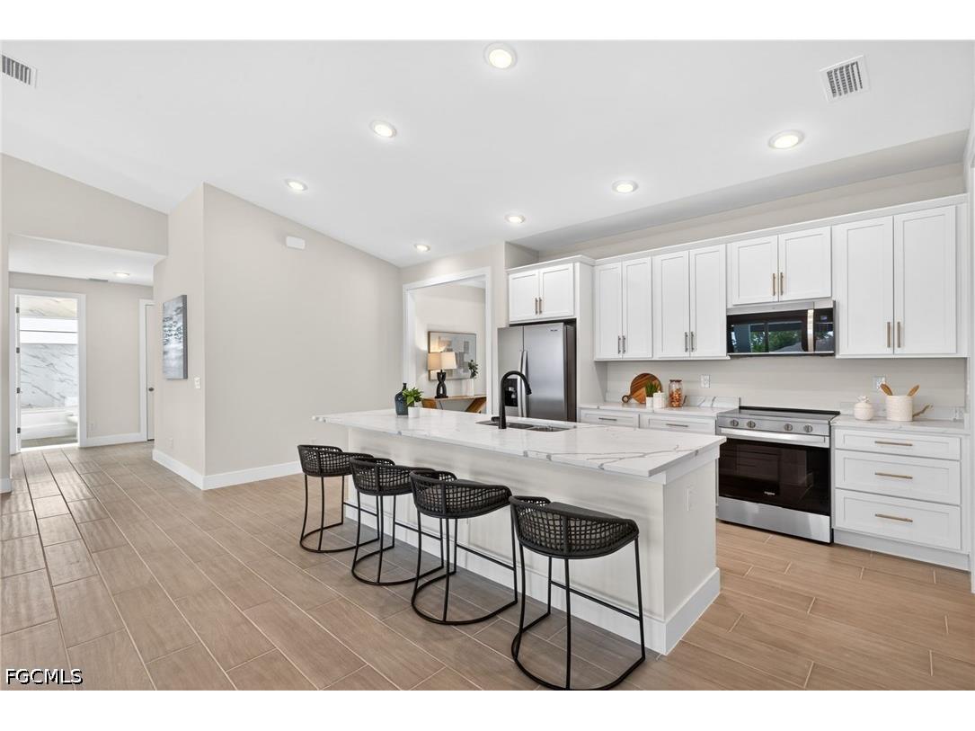 3425 NW 18th Terrace Cape Coral FL 33993 2026018700 image14