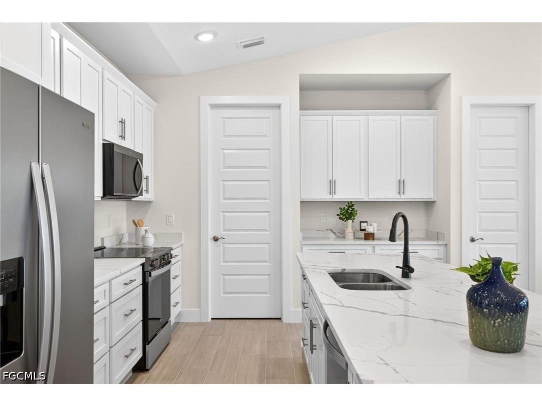 3425 NW 18th Terrace Cape Coral FL 33993 2026018700 image16