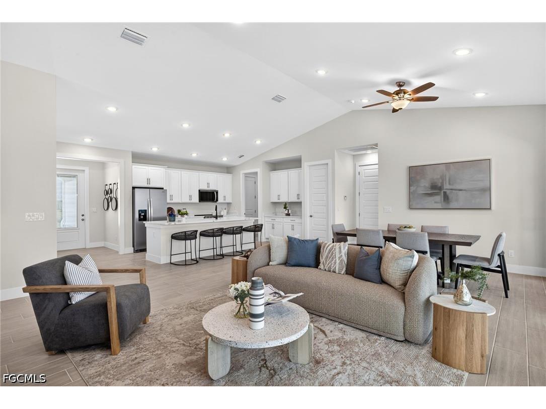 3425 NW 18th Terrace Cape Coral FL 33993 2026018700 image3