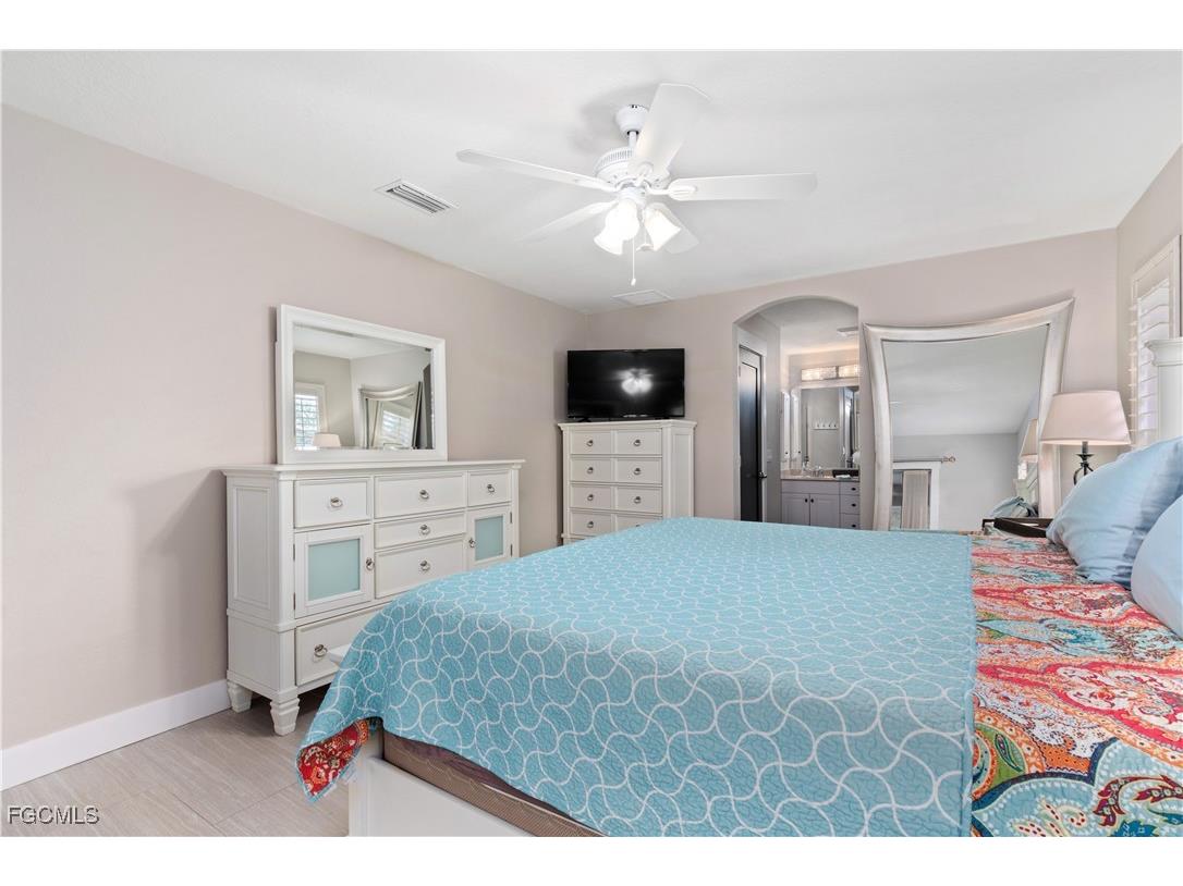 3425 SE 4th Avenue Cape Coral FL 33904 2025000218 image32