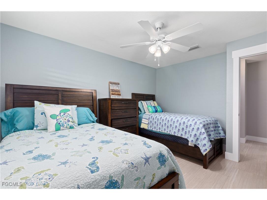 3425 SE 4th Avenue Cape Coral FL 33904 2025000218 image37