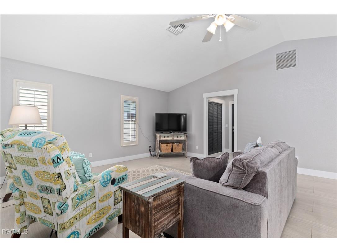 3425 SE 4th Avenue Cape Coral FL 33904 2025000218 image48