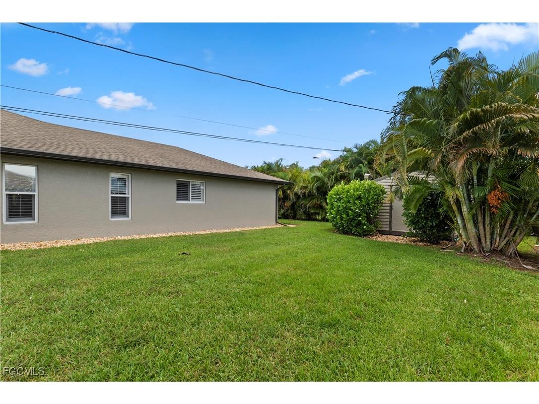 3425 SE 4th Avenue Cape Coral FL 33904 2025000218 image8