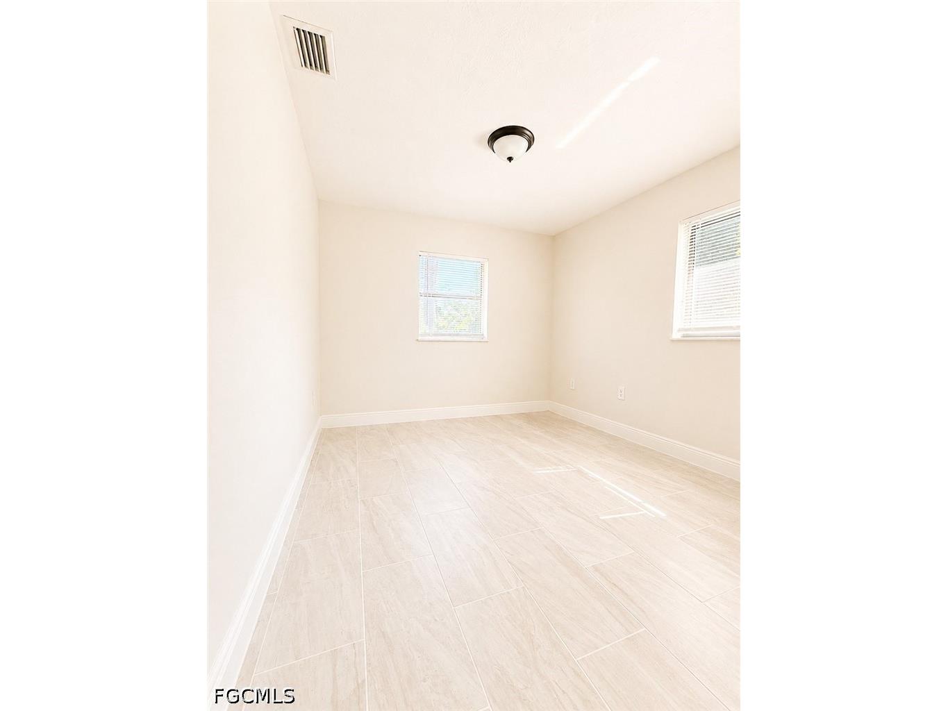 3425 South Street Fort Myers FL 33916 2026020005 image10