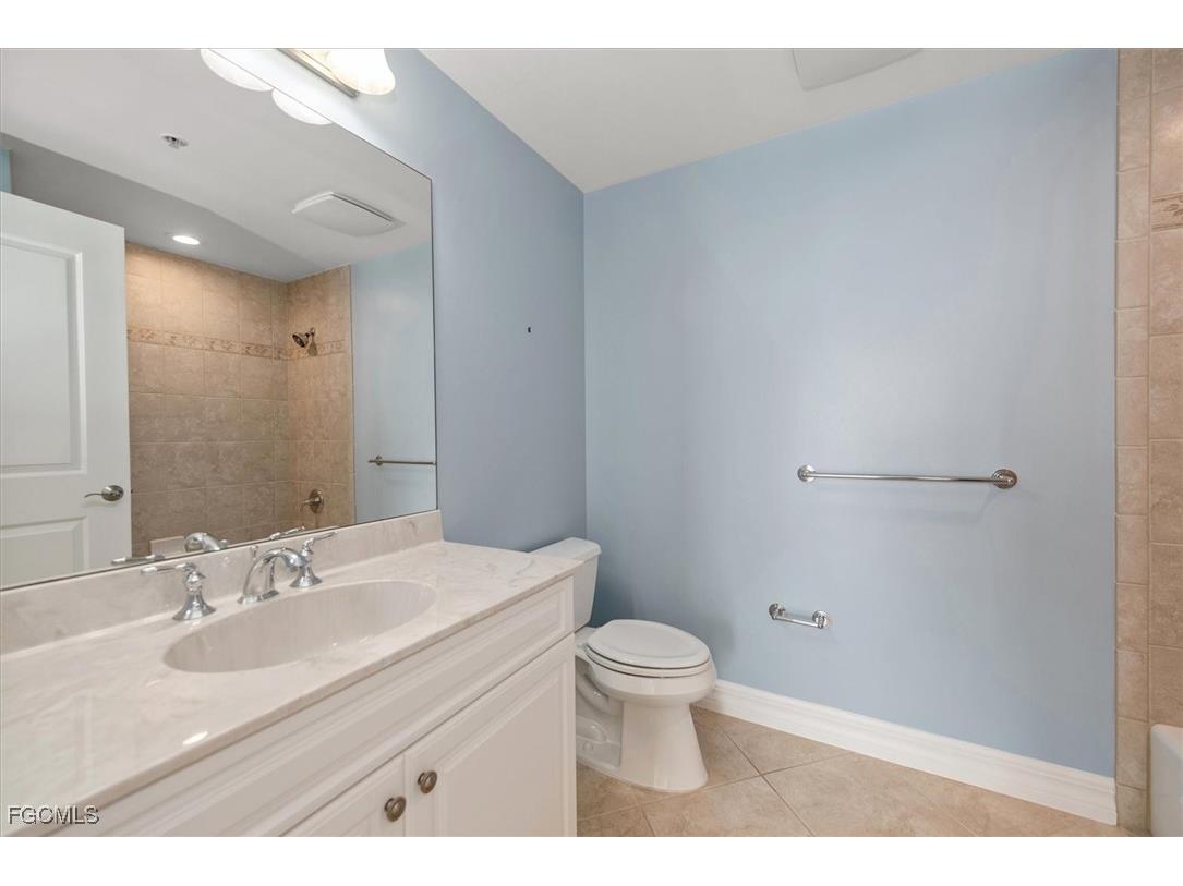 3426 Hancock Bridge Parkway #1203 North Fort Myers FL 33903 2025013086 image25