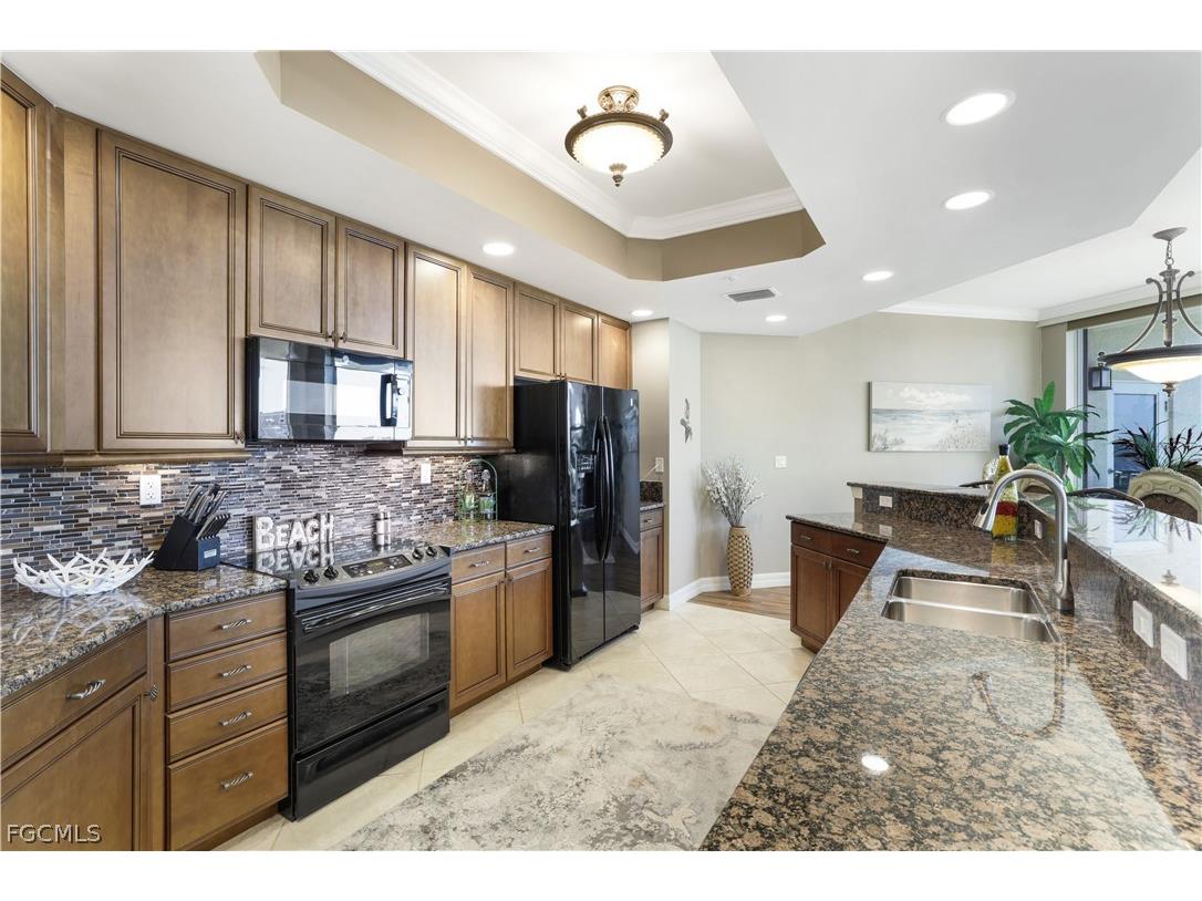 3426 Hancock Bridge Parkway #704 North Fort Myers FL 33903 2026010389 image8