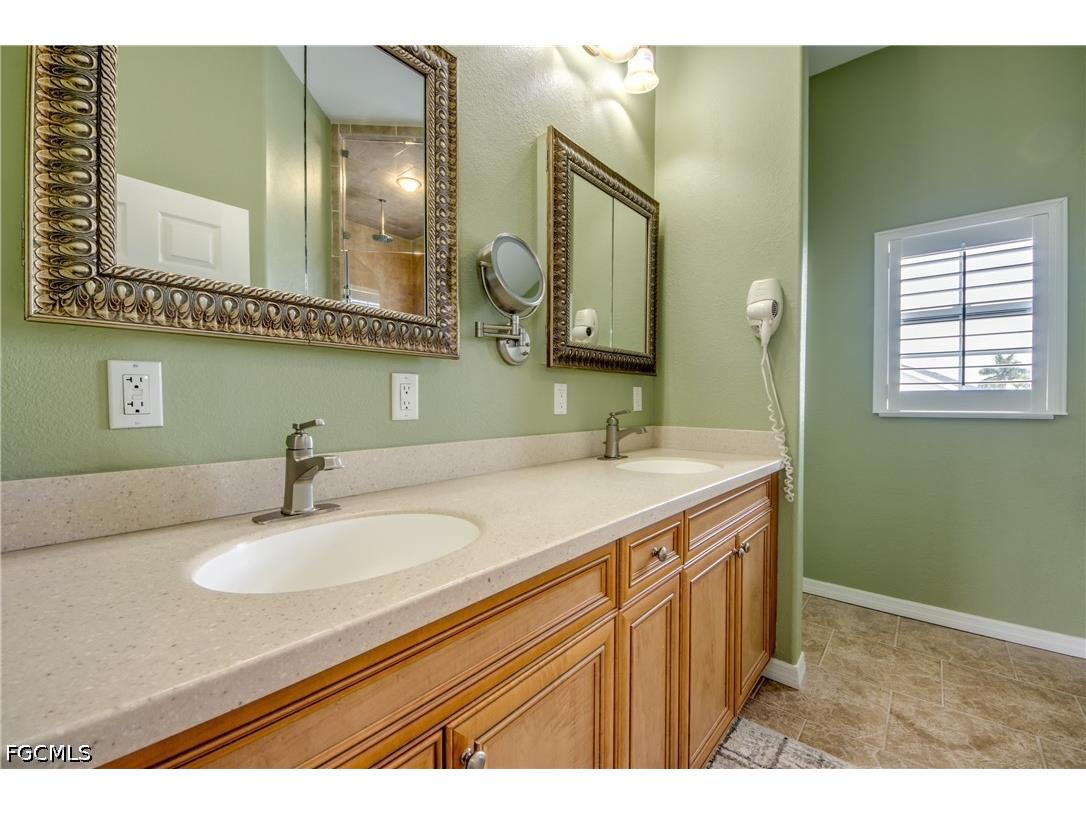 3426 SW 7th Lane Cape Coral FL 33991 2026025649 image32