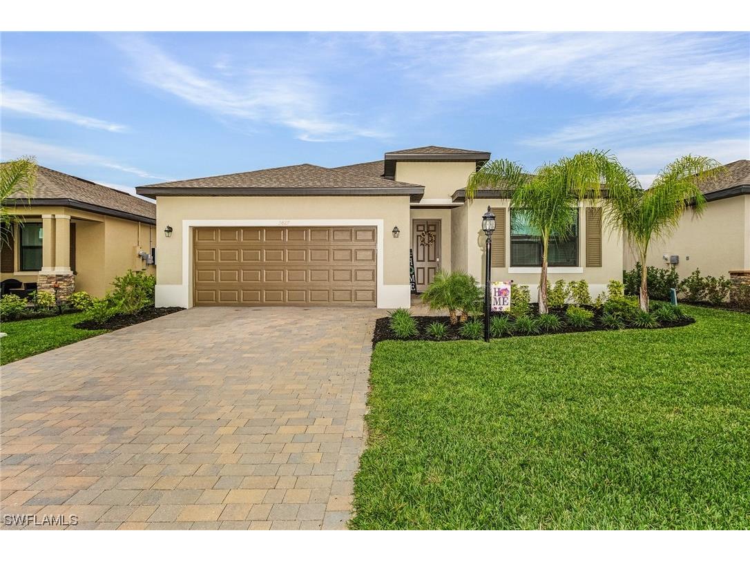3427 Menores Way Fort Myers FL 33905 224002337 image1