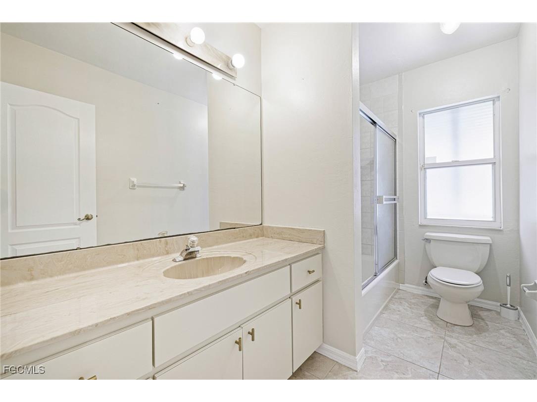 3428 SW 7th Terrace Cape Coral FL 33991 2025008423 image18