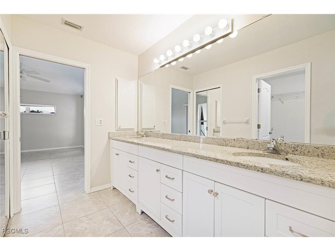 3428 SW 7th Terrace Cape Coral FL 33991 2025008423 image25