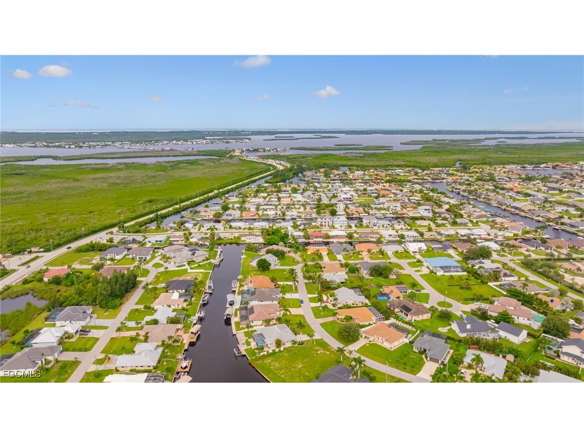 3428 SW 7th Terrace Cape Coral FL 33991 2025008423 image3