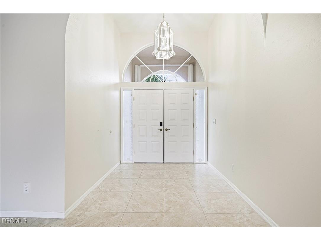 3428 SW 7th Terrace Cape Coral FL 33991 2025008423 image4