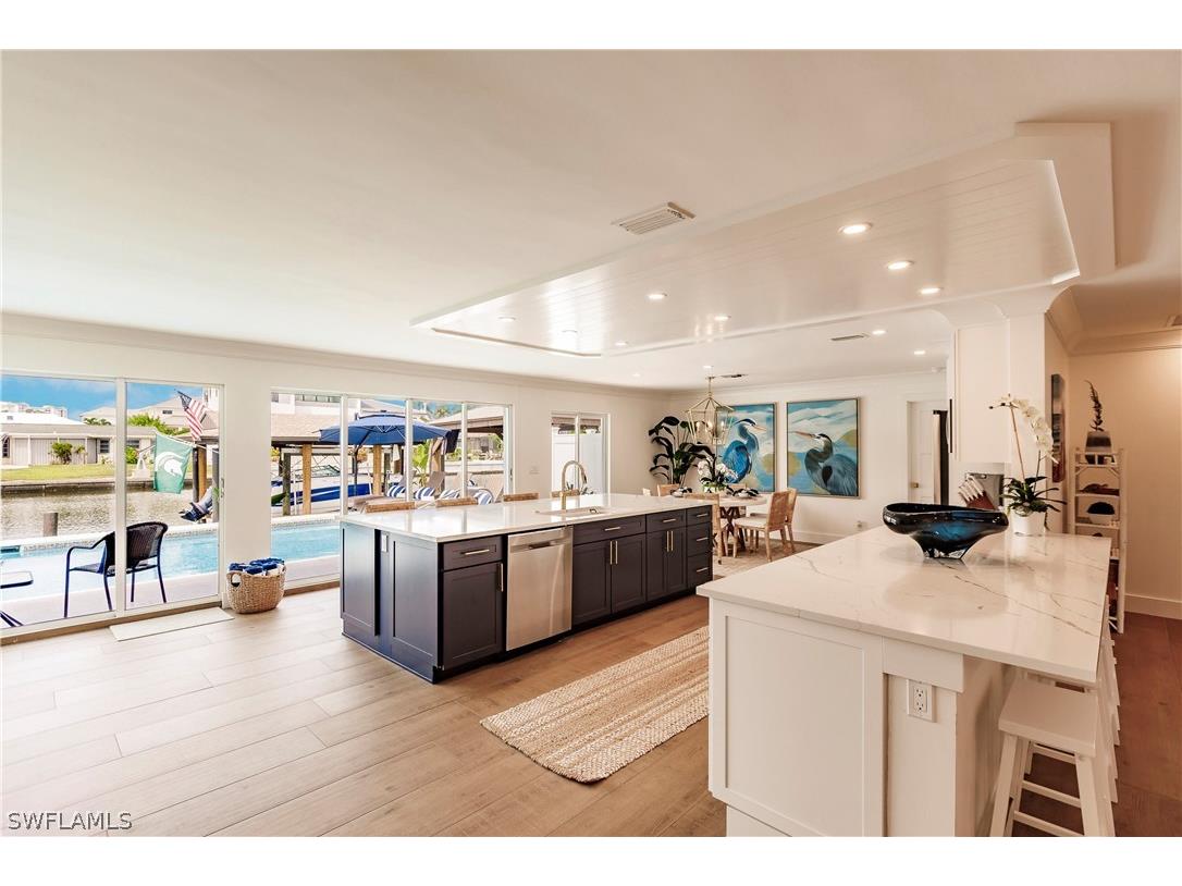 343 Conners Avenue Naples FL 34108 224036088 image1