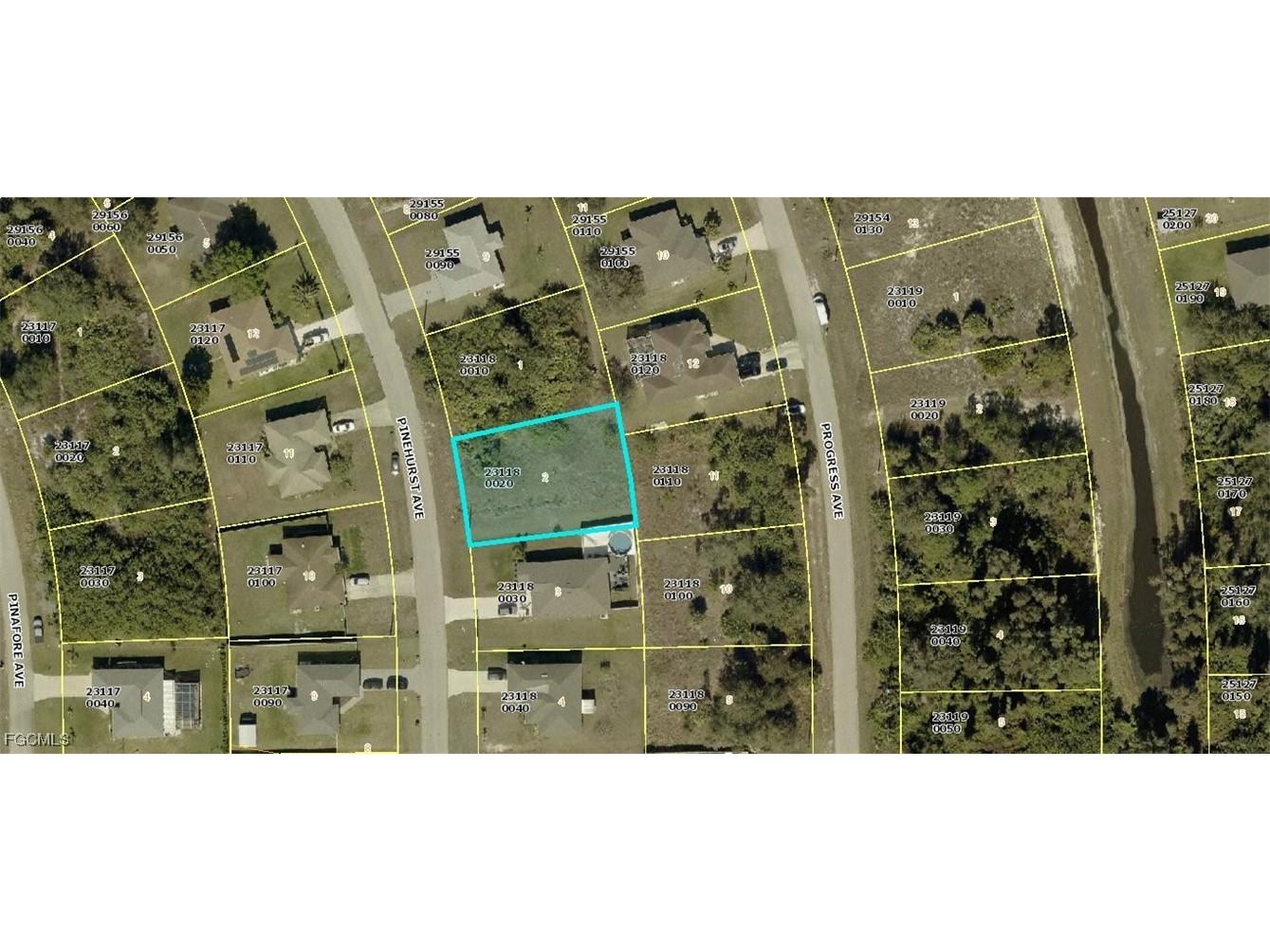 343 Pinehurst Avenue Lehigh Acres FL 33974 2025023137 image2