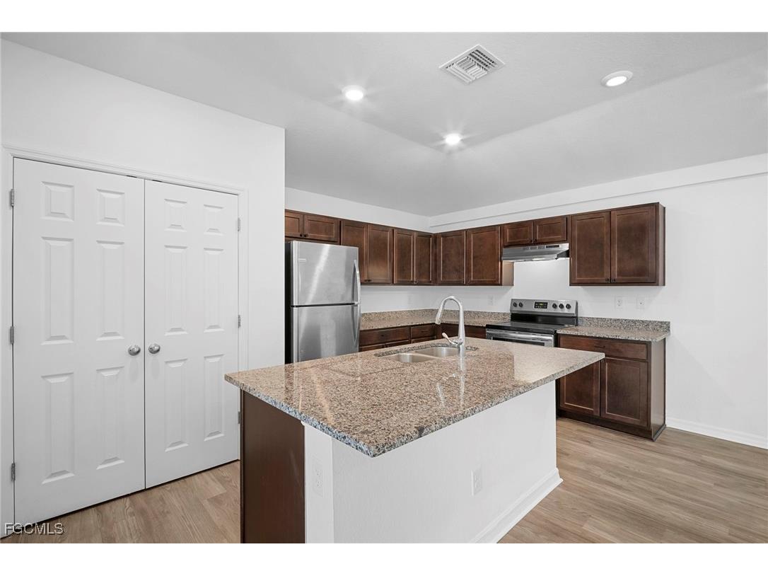 343 Reeves Street Lehigh Acres FL 33972 2025013772 image10