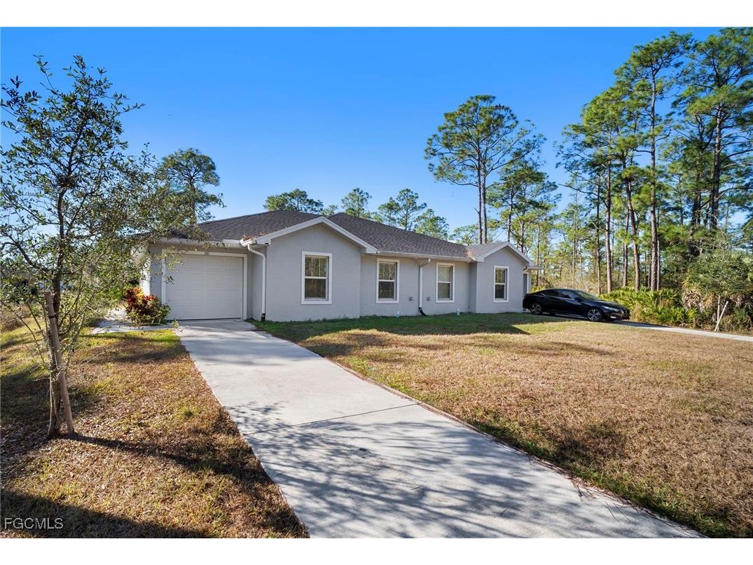 343 Reeves Street Lehigh Acres FL 33972 2025013772 image2