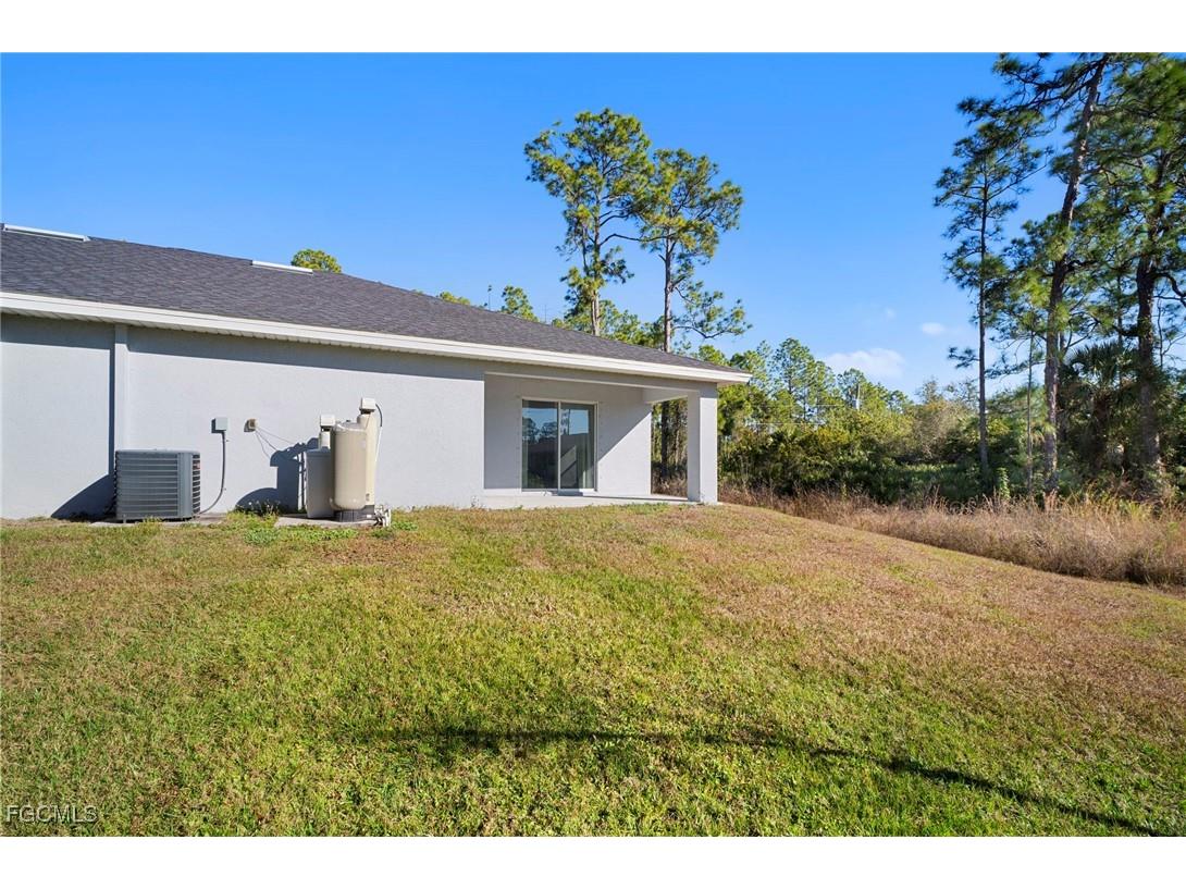 343 Reeves Street Lehigh Acres FL 33972 2025013772 image32