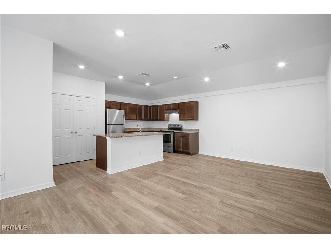 343 Reeves Street Lehigh Acres FL 33972 2025013772 image6