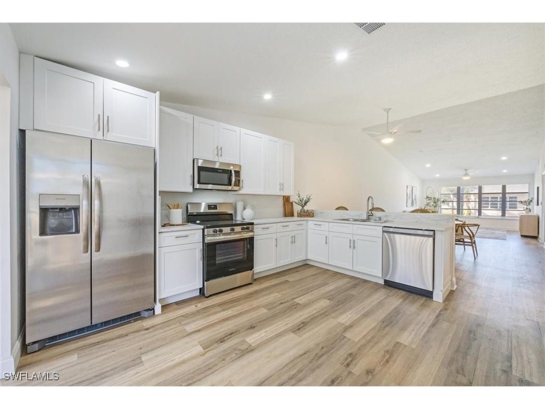 3430 Frosty Way #12 Naples FL 34112 225070242 image3