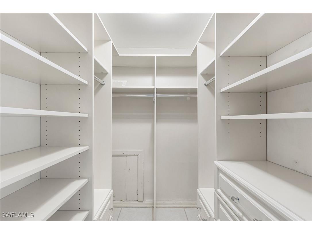 3430 Gulf Shore Boulevard N #2B Naples FL 34103 225084501 image10