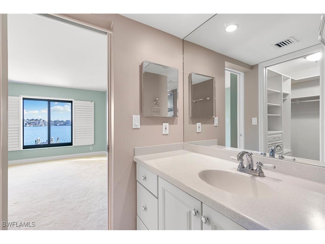3430 Gulf Shore Boulevard N #2B Naples FL 34103 225084501 image11