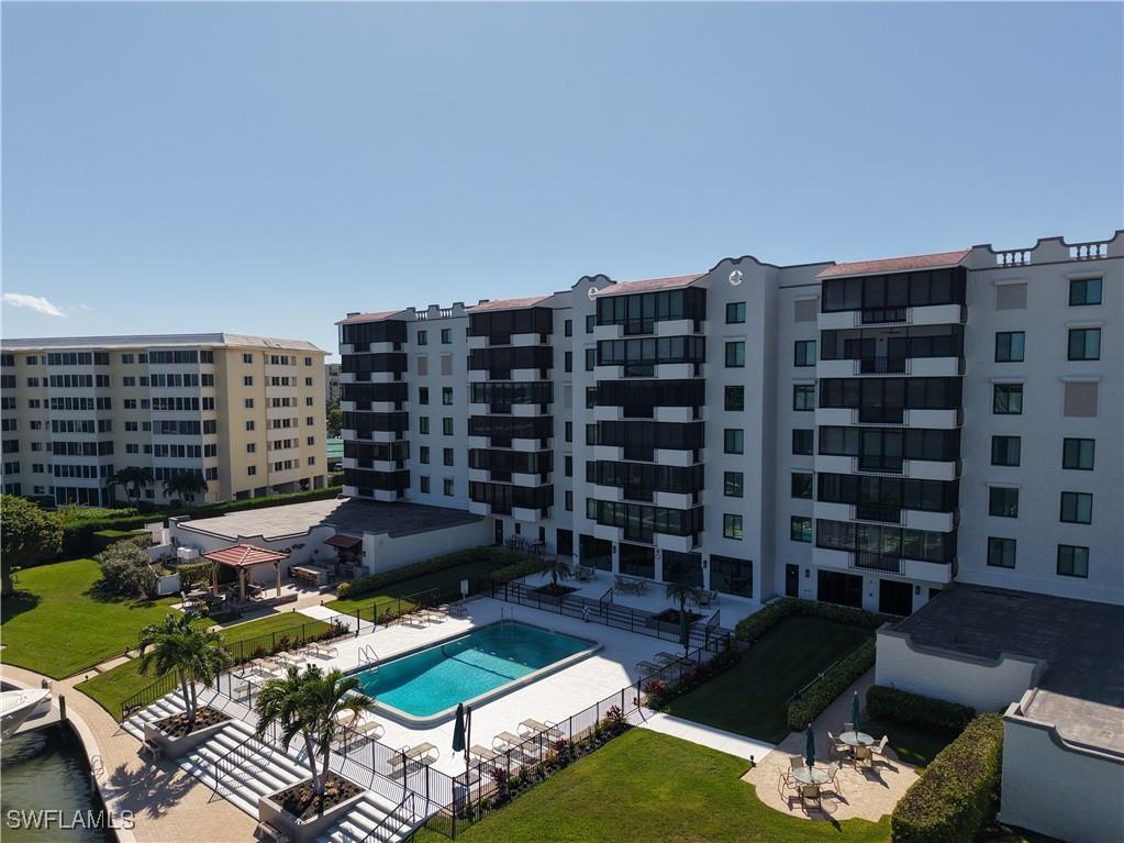 3430 Gulf Shore Boulevard N #3B Naples FL 34103 225069498 image27